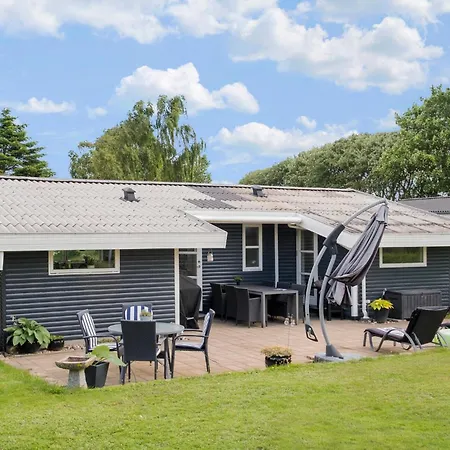 Semesterbostad Amazing In Faaborg With Wifi *